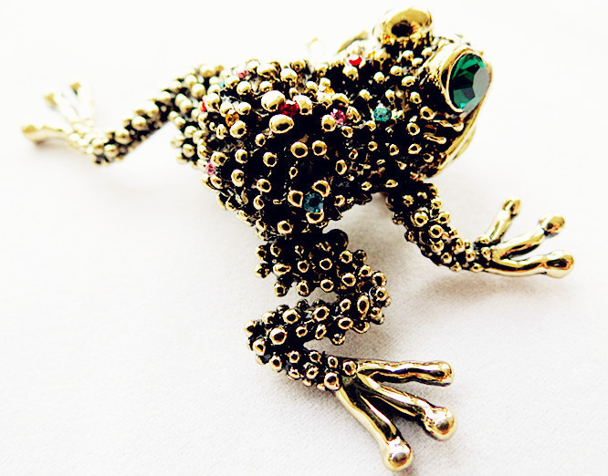Hot sale Awo 2014 new fashion jewelry high quality large animal frog gold plated vintage pins