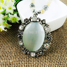 Hot Sales Cat s eye Flower Necklace Antique Silver White Stone Vintage Pendants Necklaces Pearl Sweater