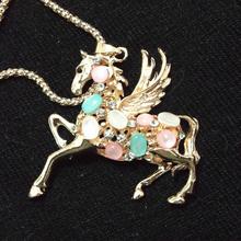 Free Shipping! Min Order $10! Multicolours Cupid Crystal Hollow Feather Angel Wing Horse Necklace Imitation DIomand Bone Chain