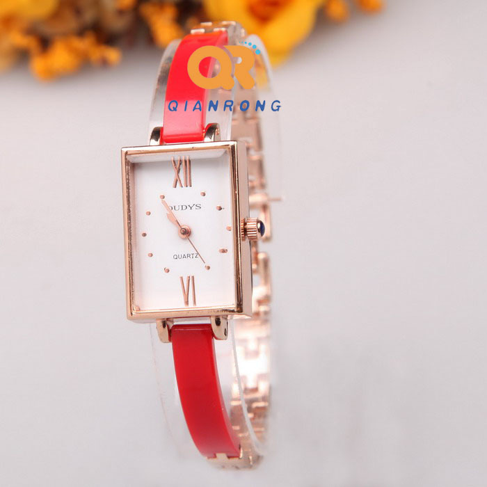 Luxury Fashion RED Ceramic Band Gold Women Girl watch 5 COLOR Vintage Bracelet Quartz Wrist Watch