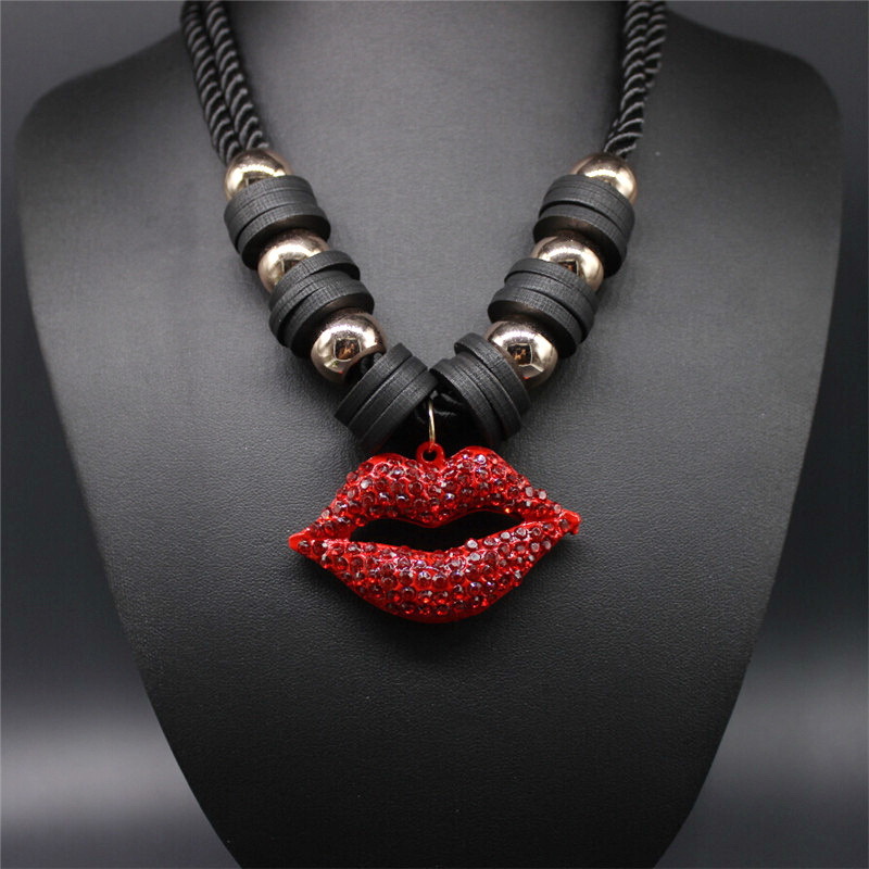 Women Fashion Jewelry Ladies Vintage Ethinic Mouth Rhinestone Rope Chain Chokers Necklace Sexy Red Lips Pendant
