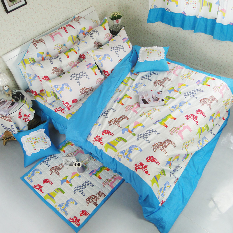 Wholesale of 100 cotton small horse bedding sets duvet cover filling bed skirt sheet for childre