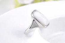 New Arrival Christmas Gift Fashion Luxurious white crystal Resin Platinum Rings Women fine jewelry wedding party
