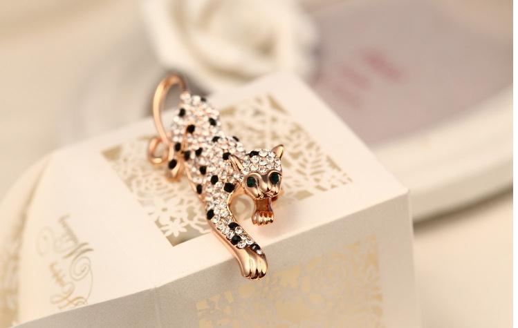 bhigh quality new classic leopard luxury brooches zircon fasion women jewlery wholessales new 2014 factory price