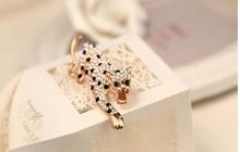 bhigh quality new classic leopard luxury brooches zircon fasion women jewlery wholessales new 2014 factory price BV00001