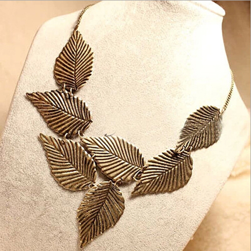 2014 fashion female Bohemia pattern leaves multilayer pendant exaggerated paragraphs short necklace female