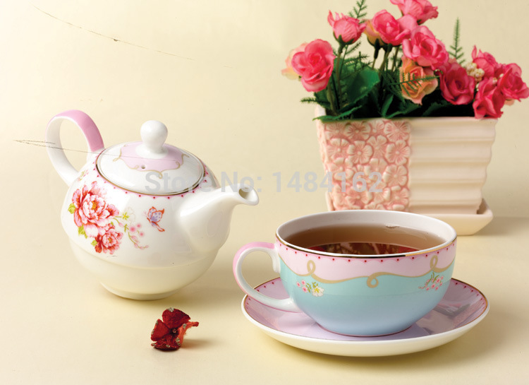 Gift Set Creative Bone China Ceramic Rose Pattern Tea and Coffee Set with Gold Inlay Edge
