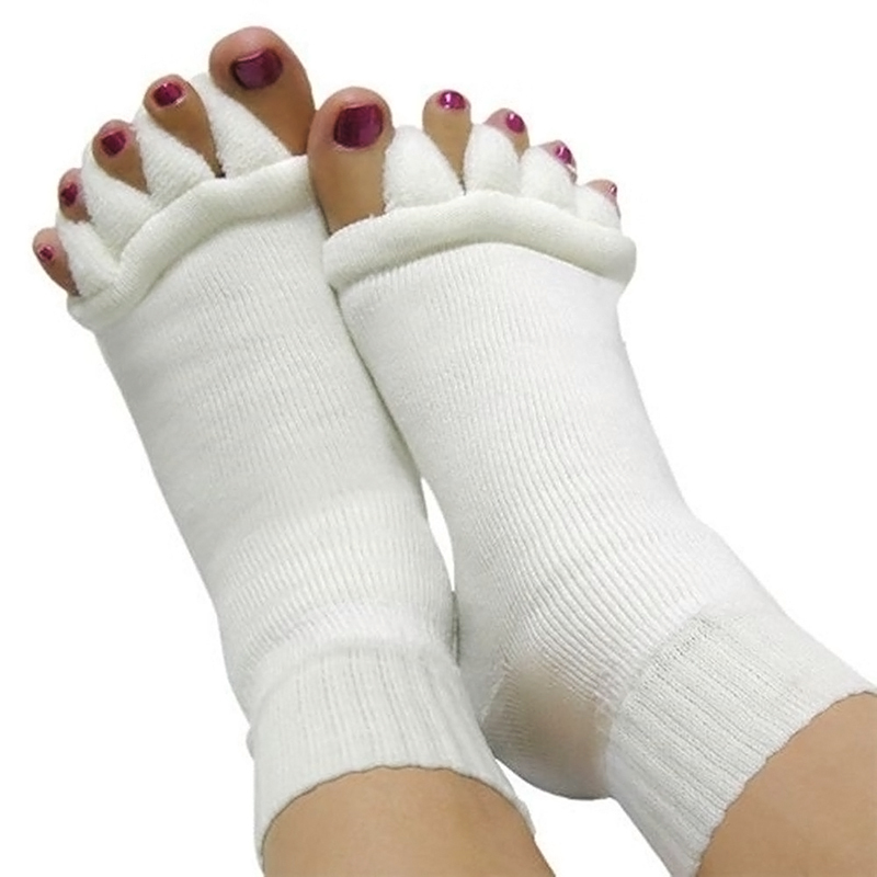  1 Pair Yoga GYM Massage Five Toe Separator Socks Foot Alignment Pain Relief Hot L033545
