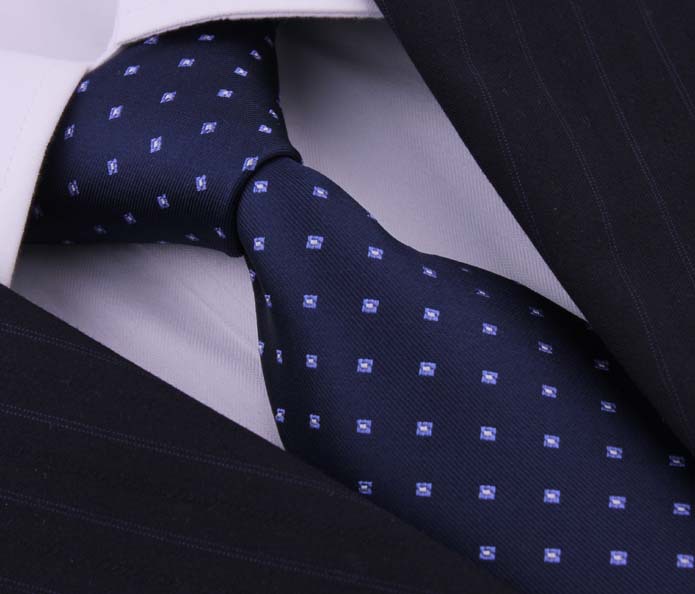 Classical Blue Dot Silk Ties Corbatas Neckties For Man Gravatas Masculinas Corbatas Seda Fashion Brand Gifts