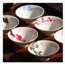 Jingdezhen ceramic tea cups hand painted blue and white porcelain tea cup set Kung Fu tea