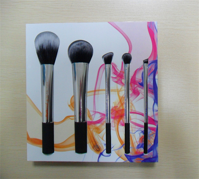 Fashion 5 pieces women Professional Beauty Cosmetic Brushes Makeup Brushes set one box close skin and