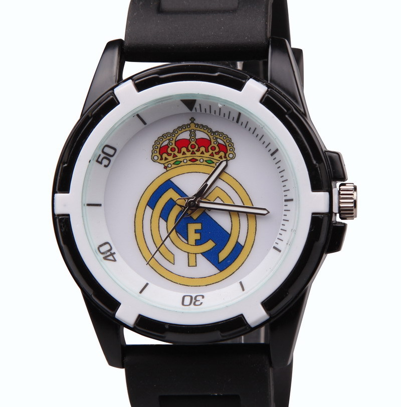 Hot Sale Fashion Outdoor Sports Men Wrist Watch Real Madrid fans souvenirs casual men quartz silicone