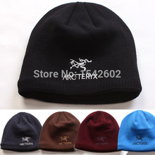 1pcs free shipping Winter outdoor warm fleece hat female models mountaineering ski cap hat cap men
