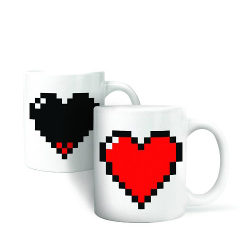 2015 Hot Heat Colour Change Mug Cup Pixel Heart 