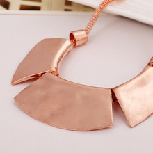 Vintage NecklaceJewelry For Women 4Colors Alloy Choker Statement Short Collar Necklaces Female Fashion Jewlery XHP079
