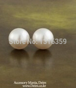 E167 cheap wholesale jewelry gift store 8MM Korea adorn article simple little pearl earrings for women Fashion jewelry earrings