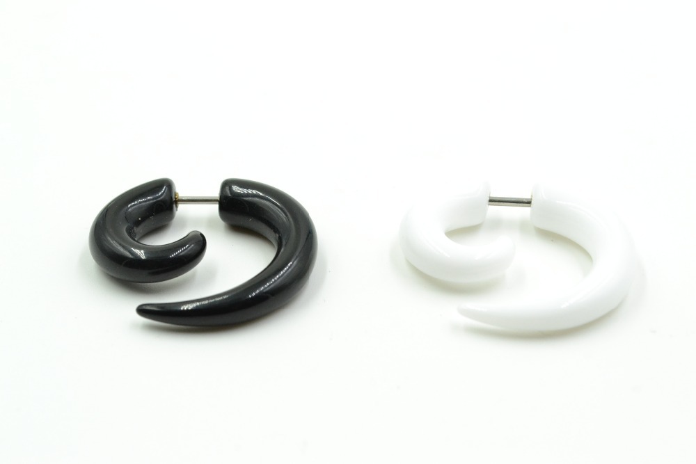Free Shippment Body Jewelry Cheat Plugs Spiral Fake Ear Plug Ear Studs Earring Illusion Tunnel Look