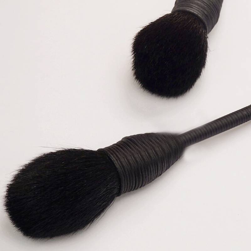 Free Shipping 1pc Black Pro Cosmetic Goat Hair Makeup Rattan Brush Blusher Face Powder Foundation