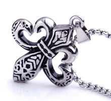 Tide Model pendants 316L Korean steel cross pendant heart Crow Gothic punk retro necklace jewelry Sell