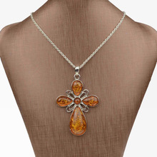 New Arrive Vintage Tibet Silver Faux Amber for Women Flower Sweater Chain Necklace Pendant Jewelry Super