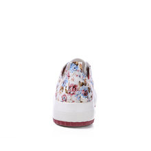 The Spring 2015 College Floral Canvas Korean Thick Soled Shoes Shoes Small Fresh Sweet Muffin
