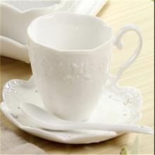 Mug European-wide mouth fashion lace relief mug Set cups with tray white ceramic coffee cup and saucer 8.2 * 6.3cm 550g H-154