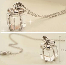 2015 New Fashion Hot Jewelry Gift Box Crystal Bow Necklace Sweater Chain