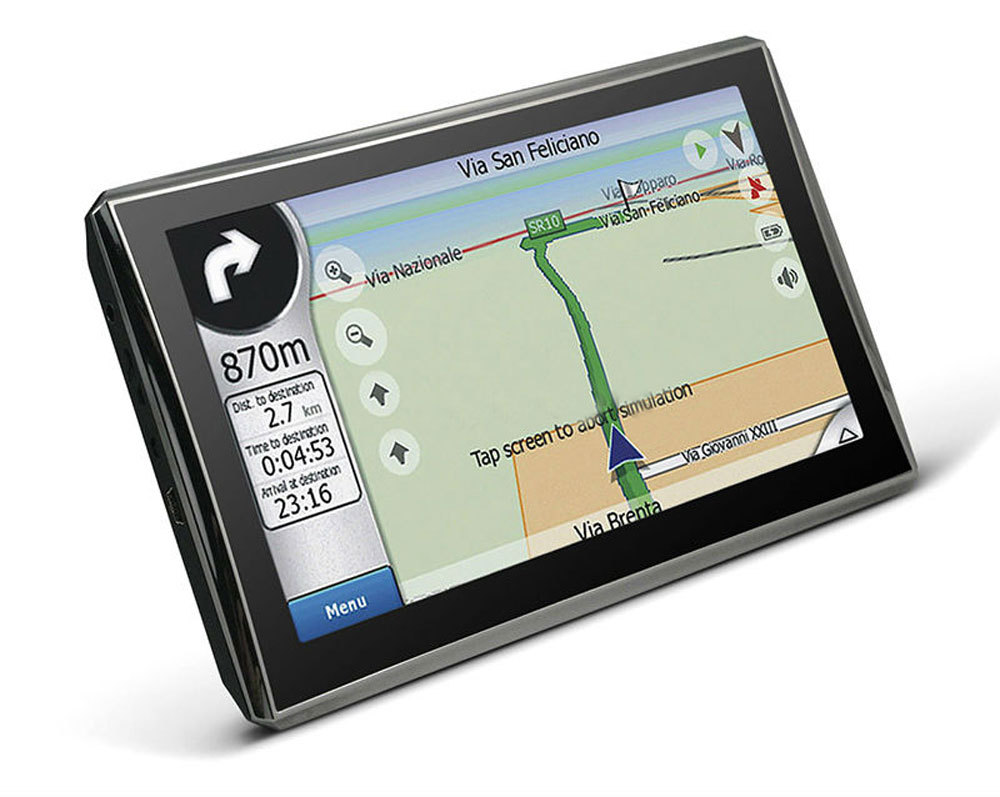 Hd 7   GPS  MTK 800  + Windows CE 6,0 + Bluetooth + AV-IN + 128 MB DDR2 + 4  