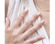 G235 Hot Selling 2015 New Chic Elegant Women Girls Vintage Screw Nails Finger Rings For Wedding