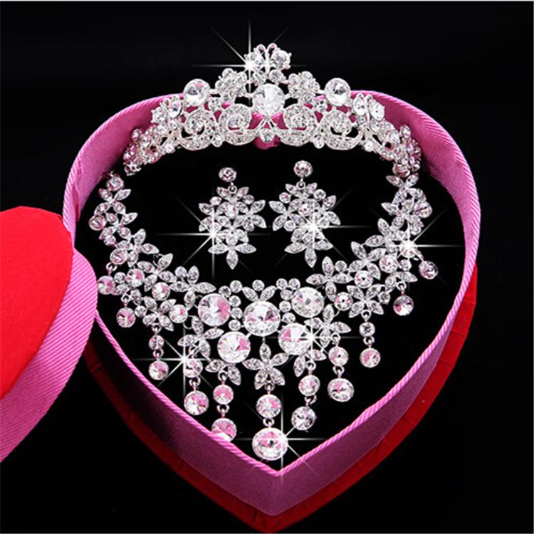 2015 new fashion Jewelry sets Korea cut out Bride Crown Bridal Necklace 3 PCS Marriage Accessories