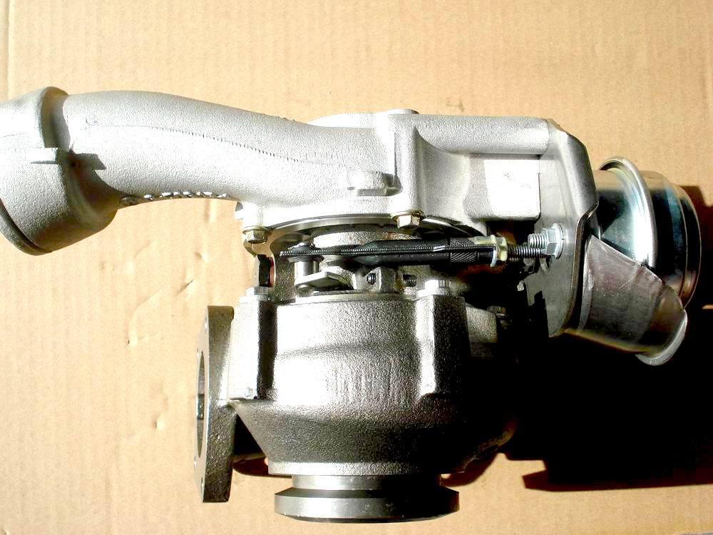 GT1749V Turbocharger 729325 5002S 070145701K T5 Transporter 2 5 TDI AXD AAA Turbocharger Parts