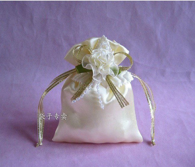 Satin gift bag candy bag 9 12cm white wedding gift box wedding favors 