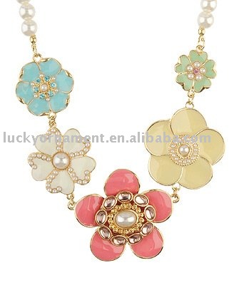 Drip multicolor pearl beautiful flowers necklace Free shipping stock fasion&hot sell wholesale/retail,120pcs/lot(China (Mainland))