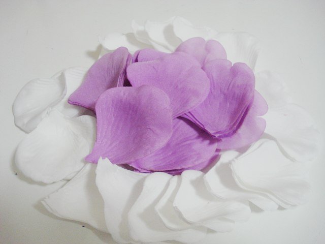 new 1200pcs WHITE/ Purple 2'' silk rose petals for wedding party / Family Decoration(China (Mainland))