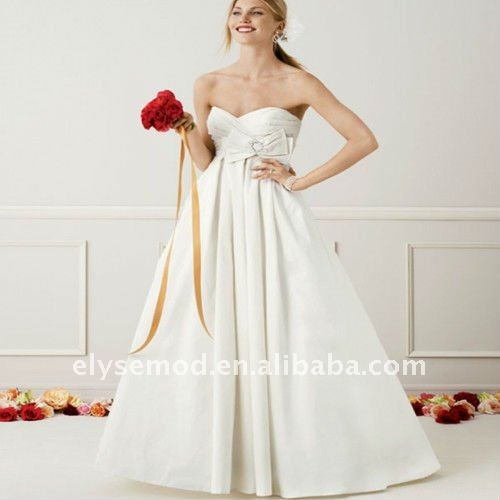 Classic Sweetheart Ivory Taffeta Applique Maroon Wedding Dress