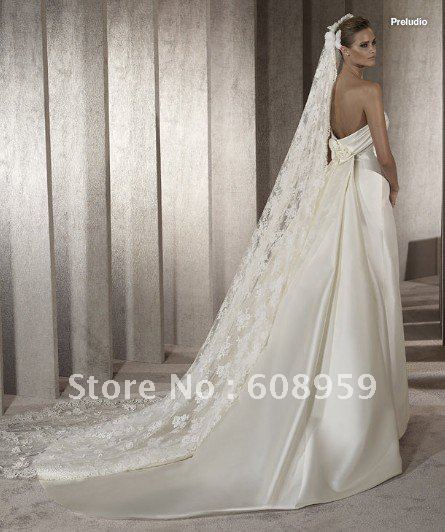 White Short Lace Applique Long Bridal Wedding Veil