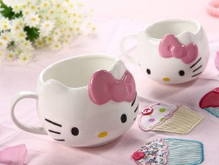 1 Piece Fashional Hello Kitty Ceramic Coffee Cup Lovely Colour