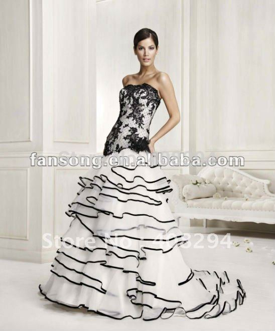 Gorgeous strapless mermaid black and white lace corset wedding dress