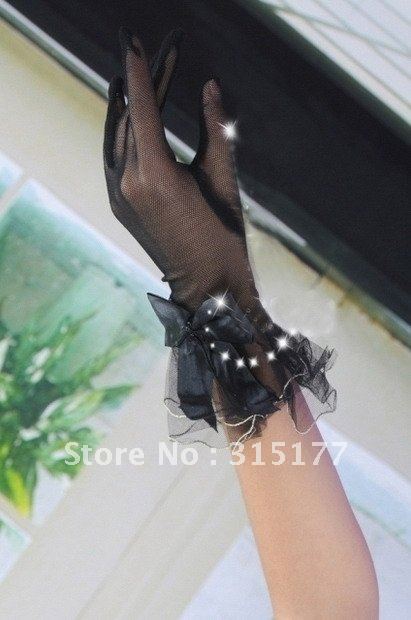Free shipping 2012 Red Black White Lace Fingerless Elbow Short Gloves 