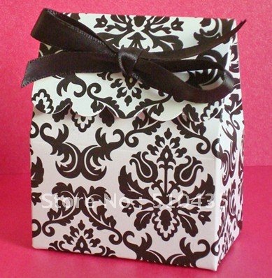 damask wedding candy box chocolate box with ribbon 3 1 375 H 39 39