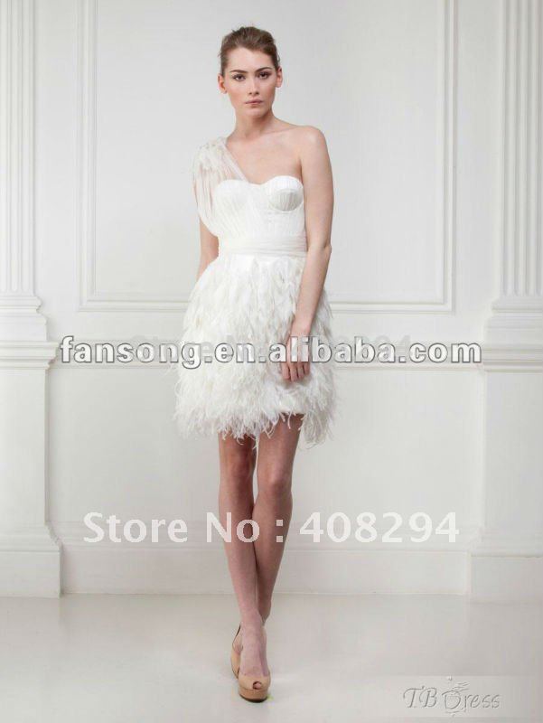Sexy single strap ostrich feather white short wedding dress