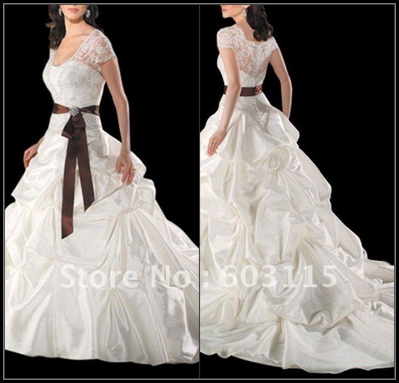 QNWD030630 Unique Short Sleeves Ball Gown Lace Wedding Dress
