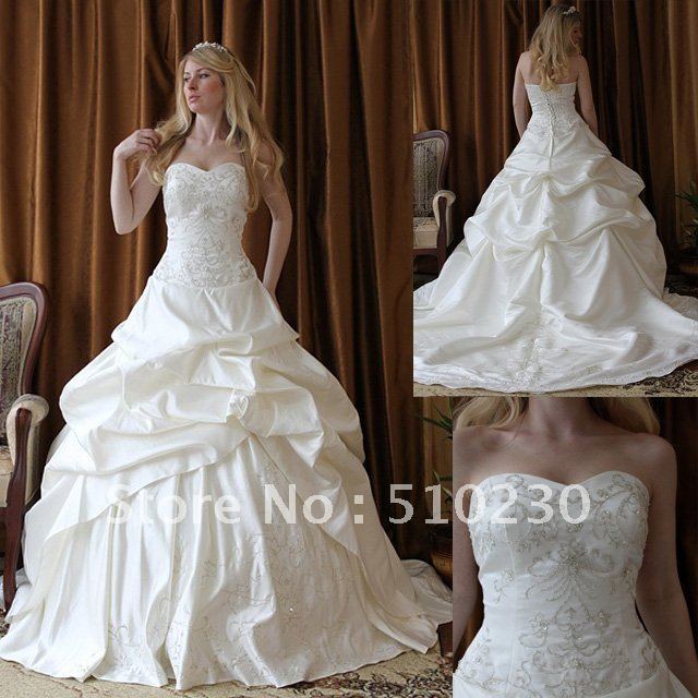 Wholesale Free Shipping Vintage Style Hot Long Sleeve Formal Wedding Dresses