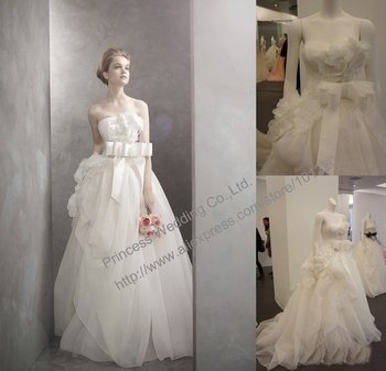 Wedding Dress Designers List on Ruffles Designer 2012 Bridal Dresses Appliques Floral Wedding Dresses