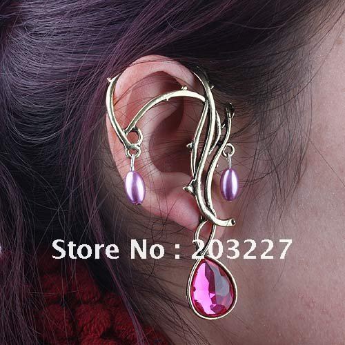 Chic Spike Ear Cuff Water Chic Spike Ear Cuff Water