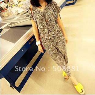 Free shipping 2012 New arrival white lovely cat nightgowns cotton sleepwear 