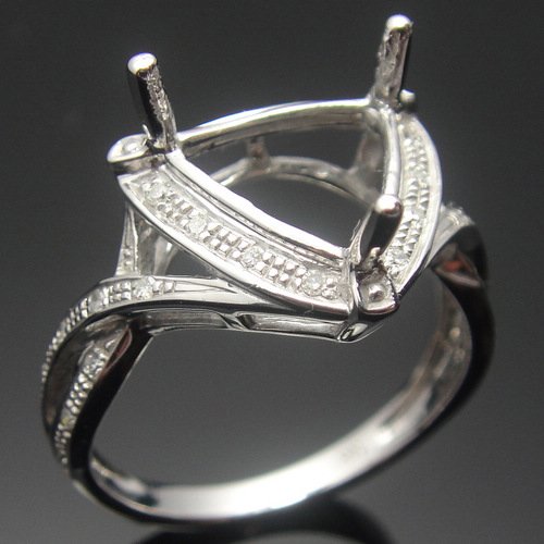 triangular cut wedding rings