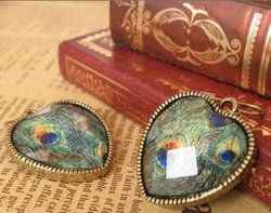 Min.order is $15 (mix order) New Style Antique Peacock Feather Earring Peach Heart Earring Free Shipping E388(China (Mainland))