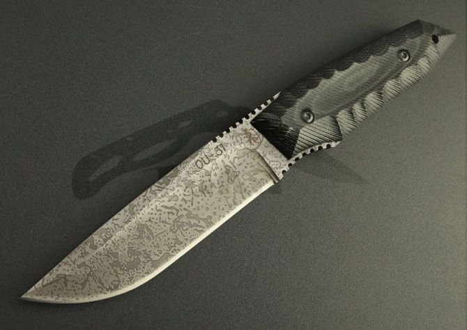 Kiku Knife