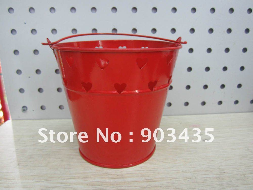 Red Pail